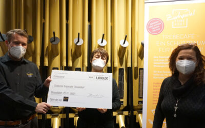 Gelungene Gemeinschaftsaktion: Zurheide Kunden sammeln Warenspenden für das Düsseldorfer „TrebeCafé“